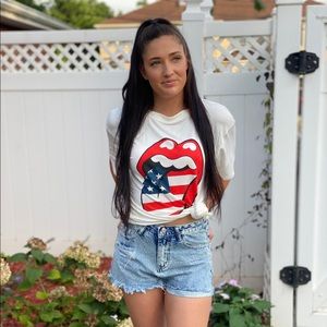 Infamous americano tee